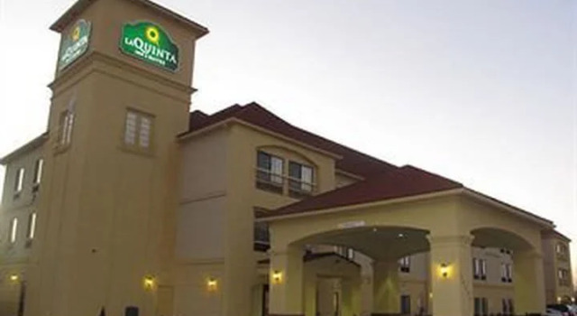 La Quinta Inn & Suites by Wyndham Oklahoma City -Yukon, Boek Hotel Hotels in Yukon met parkeren, Parkeren