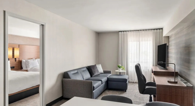Люкс c 1 комнатой Residence Inn by Marriott Laval