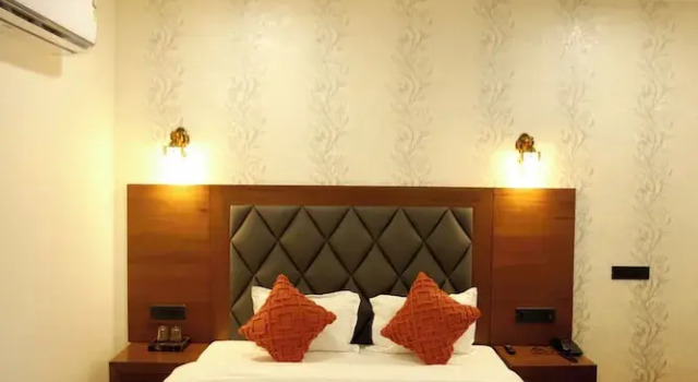 Номер Executive Hotel Dhingra Inn