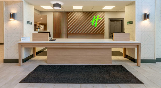 Holiday Inn & Suites Wausau-Rothschild by IHG, Reserva ahora Hotel Hoteles en Wausau con desayuno, Desayunos