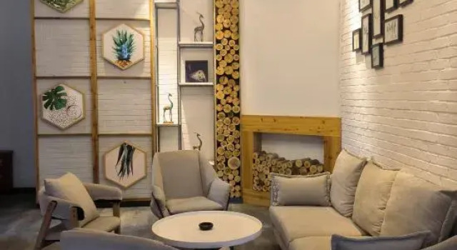 Hua Qian Zhu Homestay, Prenota Hotel Bamei Yunnan