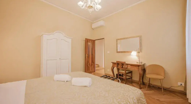 Santo Stefano Palace, Забронировать Апартаменты/квартира Венеция Венето, рядом с Accademia Bridge