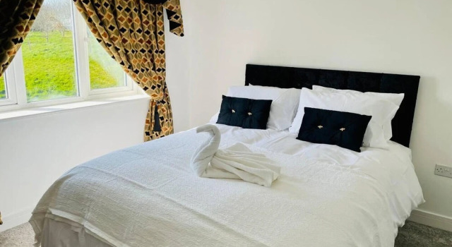 Stunning Newly Modernised Luxury Cottage in Devon, Book Feriehus Chudleigh Devon