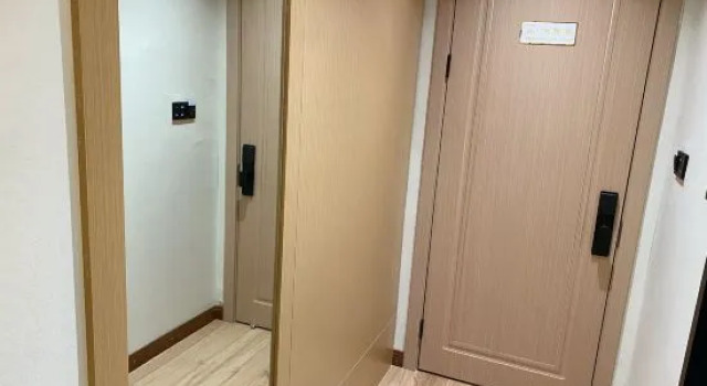 Xixian Zaomeng E-sports Hotel, Book Hotel Longhu Henan