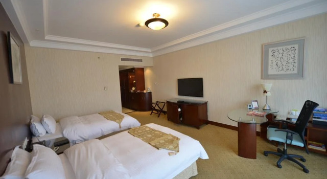 International Finance Conference, Book Hotel 5-stjernede hoteller i Liaoning, 5*