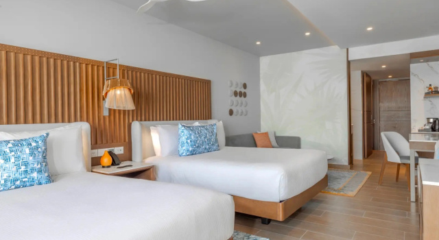 Четырёхместный полулюкс Luxury Royalton Vessence Barbados, An Autograph Collection All-Inclusive Resort