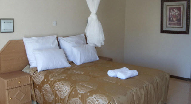 Lusaka Mosi-O-Tunya Executive Lodge, Book Hotel Lusaka Zambia