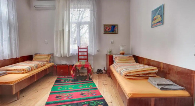 Коттедж Retro & Friendly Old Town House with a Garden