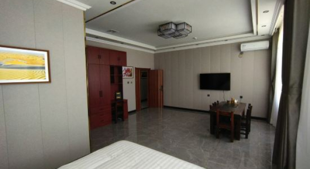Nuon Jiya Homestay (Huanle City), Rezerwuj Hotel Hotele w Chifeng z parkingiem, Parking