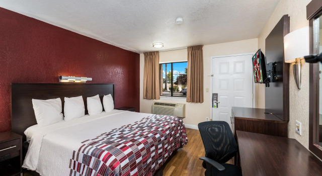 Двухместный номер Deluxe Red Roof Inn Stockton