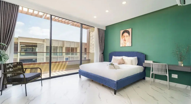 Коттедж Deluxe с балконом и с видом на город The Global City - Jenny Residences