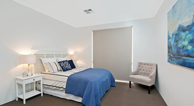 Into The Blue, Book Hotel Geographe Western Australia