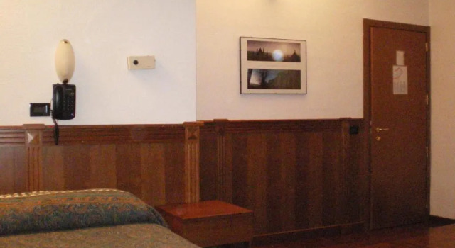 Трёхместный номер Standard Hotel Valentino Centro Storico