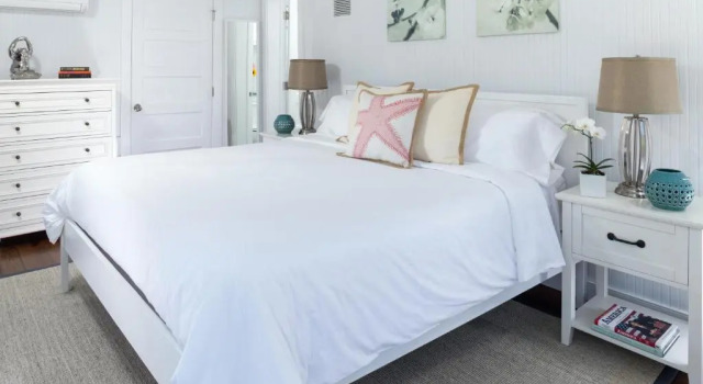 West Neck Guesthouse, Забронировать Отель «постель и завтрак» Шелтер-Айленд The Hamptons