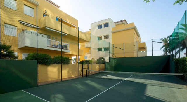 3 bedroom beachfront apartment La Cala de Mijas