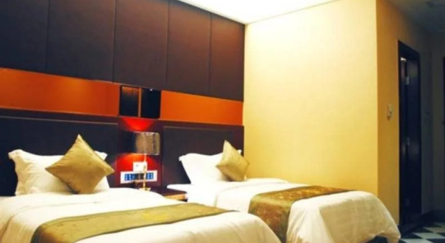 East Star Hotel