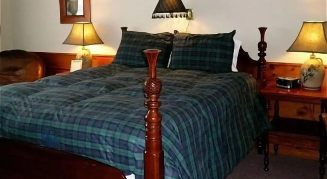 Brae Loch Inn, Rezerwuj Hotel Cazenovia 