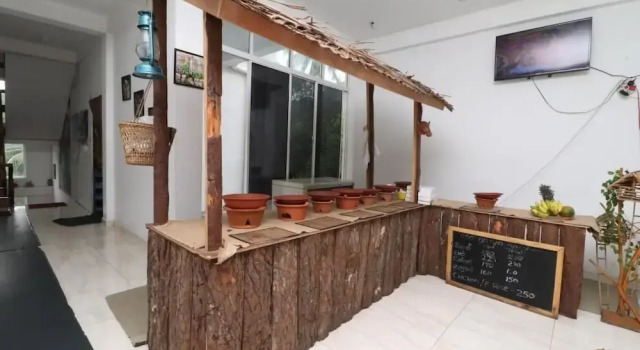 Yoho Pawra Wood Inn