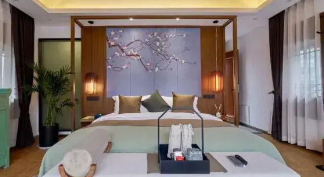 Suite Hua Xi Hotel