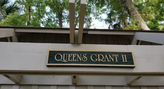 524queen 2 Bedroom Condo