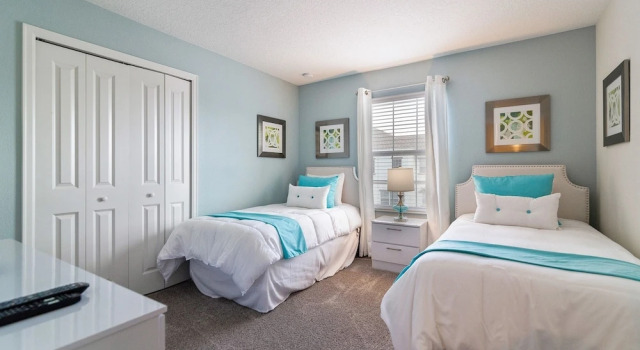 1551sbd - The Retreat At Championsgate 5 Bedroom Townhouse by RedAwning, Book Feriehus Hoteller i Four Corners med pool, Swimmingpool
