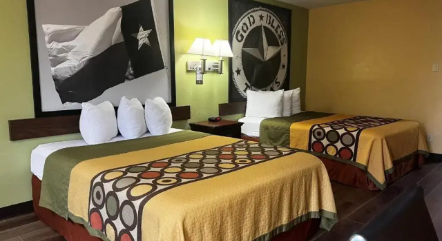 Номер Deluxe Quality Inn Bay City TX