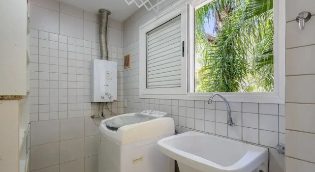 Апартаменты Apartments 450m From Lagoa da Conceicao - CRM
