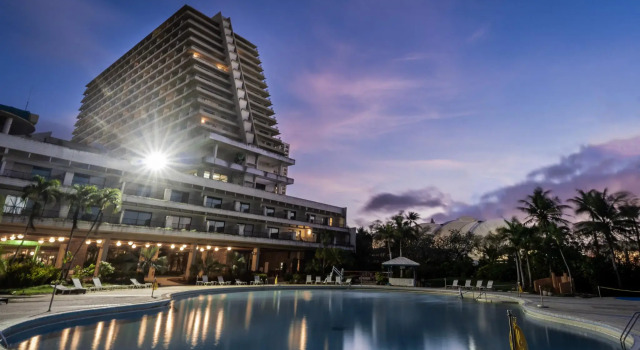 Camera quadrupla Standard con balcone e con vista sull'oceano Pacific Star Resort & Spa