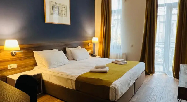Двухместный номер Deluxe с балконом Point Boutique Hotel