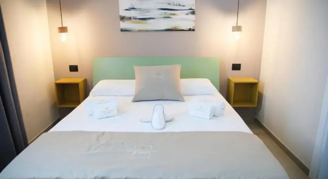 Двухместный номер Standard с видом на бассейн Valenti rooms & relax