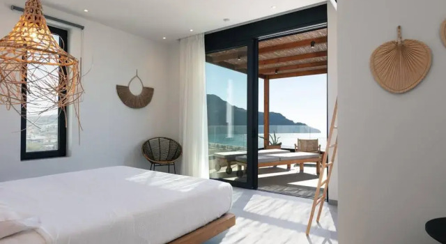 Villa Hestia - 6 Bedroom Luxury Villa With Seaview