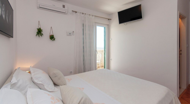 Apartments Blazenka, Rezerwuj Apartament Mimice Split Region