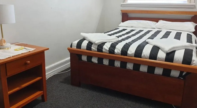 The Eastern Hotel Accommodation, Book Hotel Ballarat Goldfields
