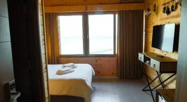 Sarı Köşk Hotel