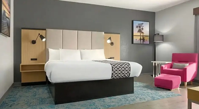 Люкс La Quinta Inn & Suites by Wyndham Selma/Smithfield I-95