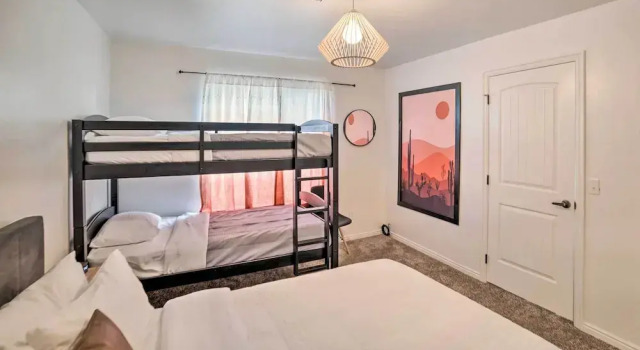 Sunny Page Home: The Gateway to AZ Adventure!