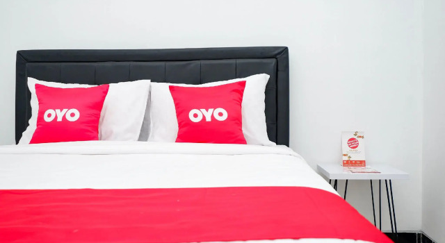 Suite OYO 1611 Four D'home