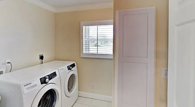 Canal-front Cape Coral Oasis W/ Private Pool 4 Bedroom Home, Забронировать Дом для отпуска Виллы Кейп-Корал, Вилла