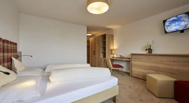 Номер Comfort с видом на горы Alpenhotel Laurin