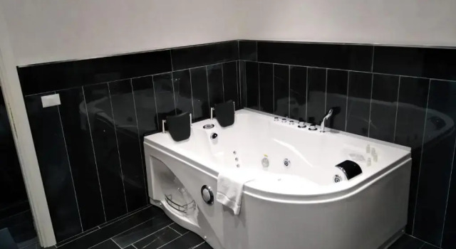 Люкс Deluxe B&B Appartamenti lAnfora
