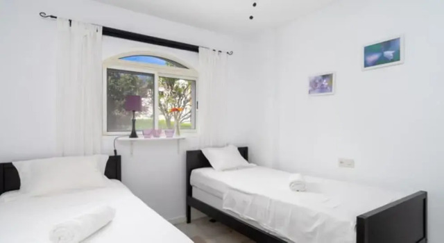 Apartment - 2 Bedrooms with Pool and WiFi - 107875