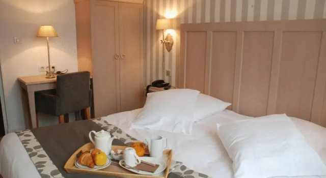 Standard huone Hôtel Les Fleurs