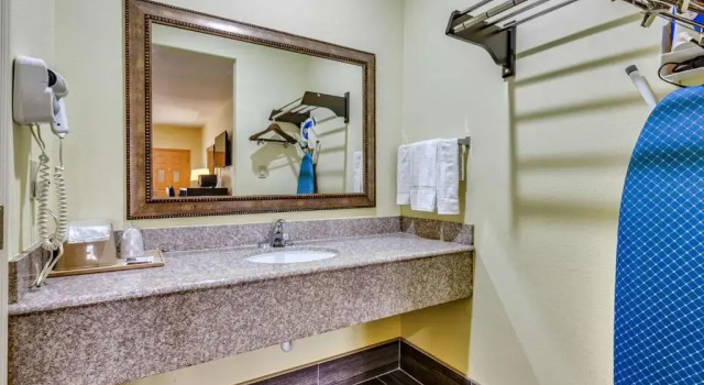Номер Standard Quality Inn Brownsville