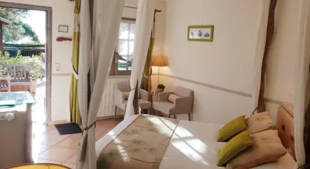 Номер Standard Chambres Dhôtes Le Mas Des Cigales
