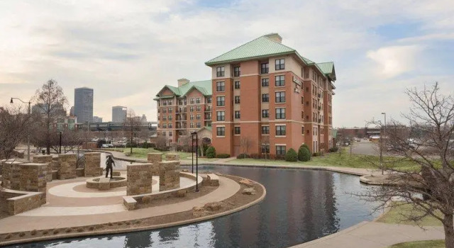 Кровать в общем номере Residence Inn by Marriott Oklahoma City Downtown/Bricktown