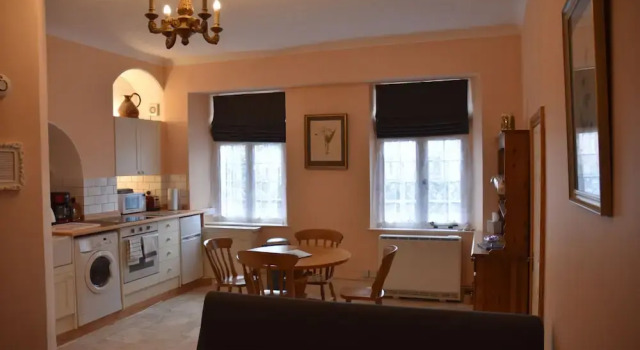 The Orangery Apartment, Buchen Sie Ferienwohnung Rangeworthy England