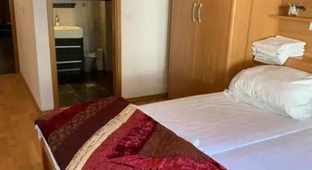 Travellers Haven Hostel, Prenota Hotel Bled Bled