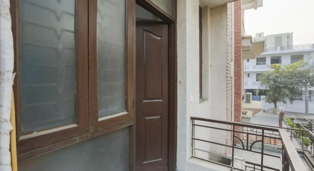 OYO 76495 Twins Palace, Забронировать Отель Нойда штат Уттар-Прадеш