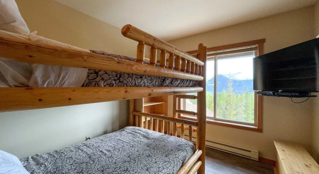 Balkonlu 3 oda Standart oda Whispering Pines