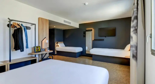 Номер Standard B&B HOTEL Dijon Valmy Toison dor